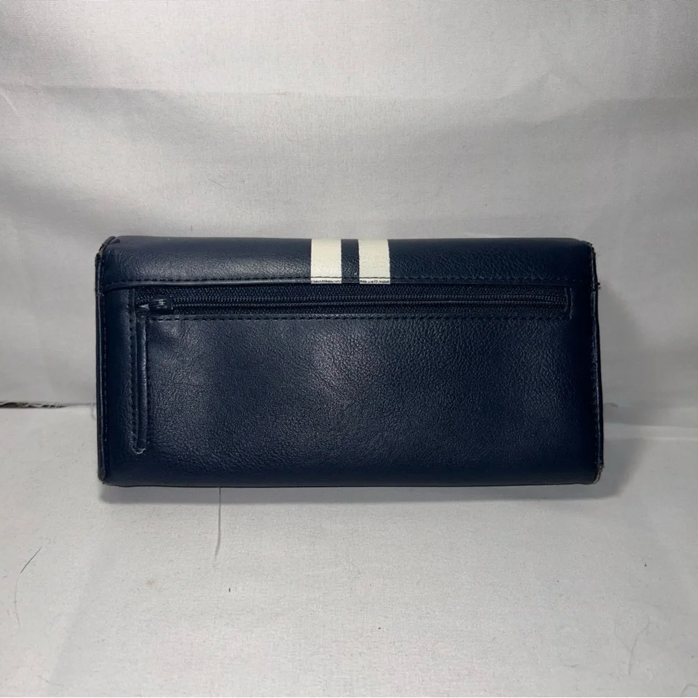 Nautica Wallet Clutch Navy White Accents Stripe Card Holder